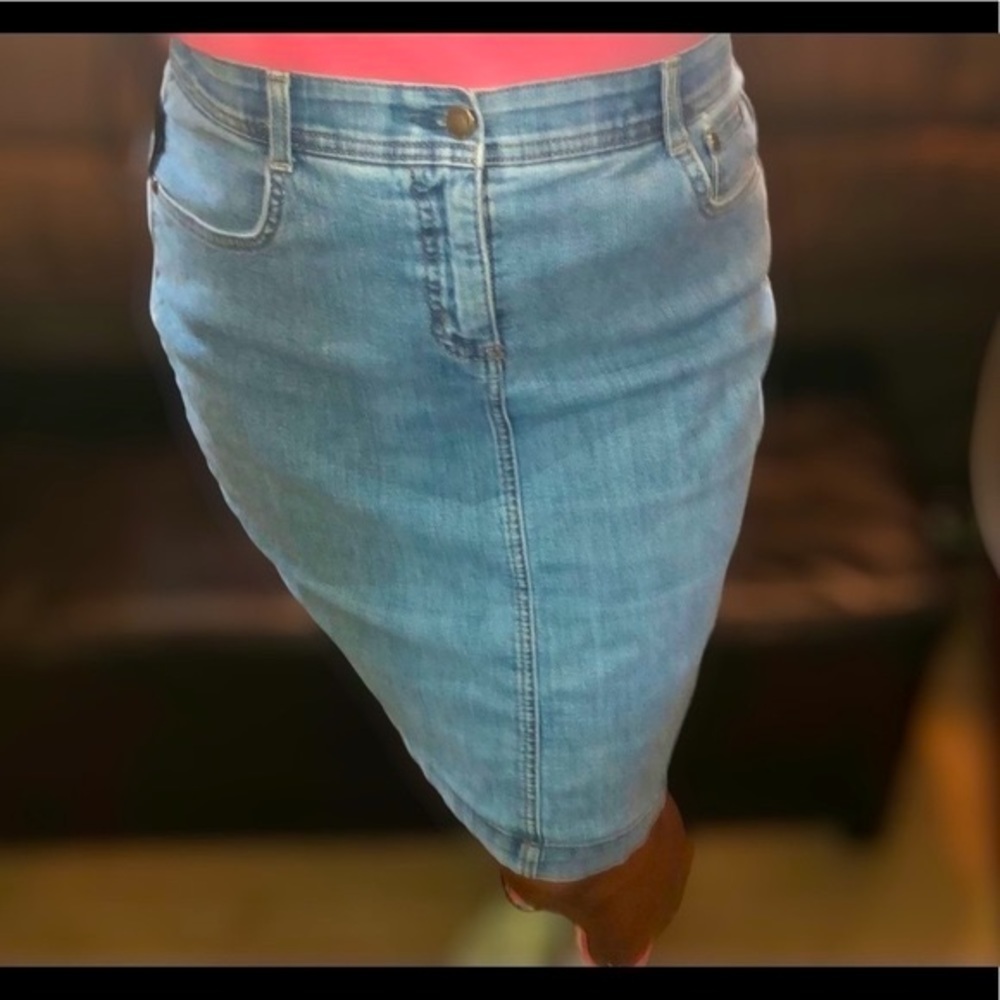 (Sold) VINTAGE CHARTER CLUB denim skirt - Picture 1 of 7